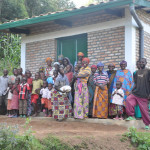 Costruzione di un silo alimentare/agricolo per i Pigmei-Batwa della comunità della Great Nyamyumba