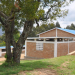 Un dormitorio maschile per la scuola secondaria a Nyamyumba